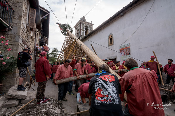 FESTA BELLA 2019 ~ SPELONGA - Alzata dell'albero - RisorgiMarche