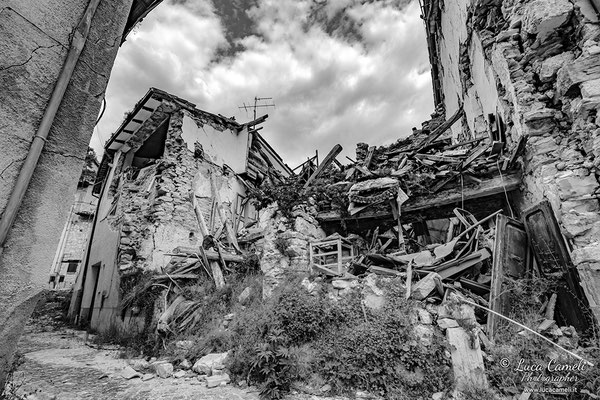 Px3 "State of the World" 2022 ~ Lo Stato Delle Cose: Terremoto Centro Italia 5 Anni Dopo. Castelsantangelo Sul Nera, zona rossa. © Luca Cameli Photographer