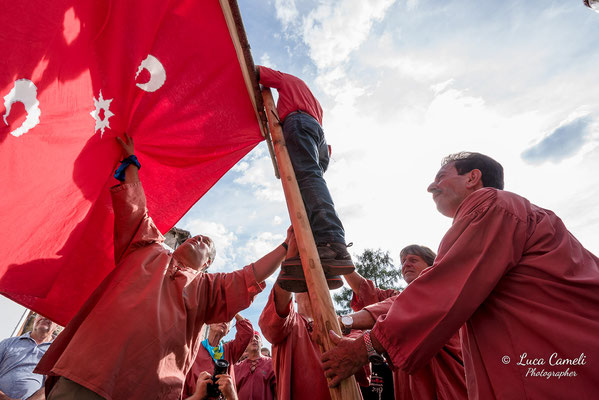 FESTA BELLA 2019 ~ SPELONGA - Alzata dell'albero - RisorgiMarche