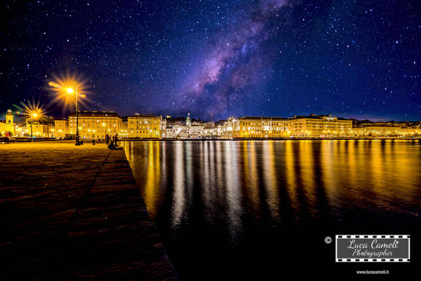 Trieste - Piazza Unità d'Italia, Molo Audace. "Sotto Le Stelle Di Margherita Hack", Concept dedicato a Margherita Hack. © Luca Cameli Photographer
