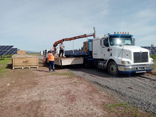 camion pluma pucon