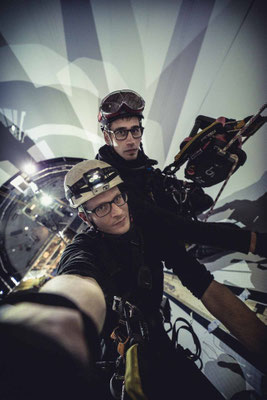 Selfie in 60m Arbeitshöhe. Im Einsatz 2 ActSafe Seilwinden, um täglich mehrfach die 60m Seilstrecke aufzusteigen.