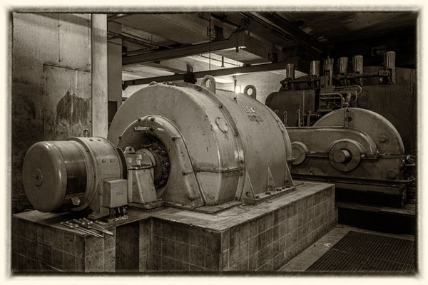 Industrierelikt [4v4]