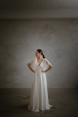 Brautkleid ORIANA - pur, romantisch, modern