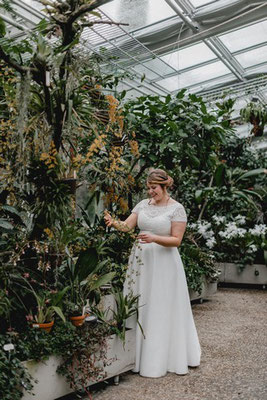 Vintage Brautkleid "Naomi" - elementar Brautkleider in großen Größen - CURVY BRIDE