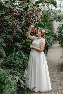 Vintage Brautkleid "Naomi" - elementar Brautkleider in großen Größen - CURVY BRIDE