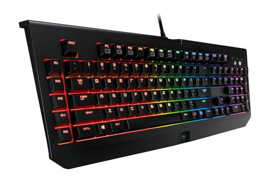 Razer Black Widow Chroma von seitlich vorne