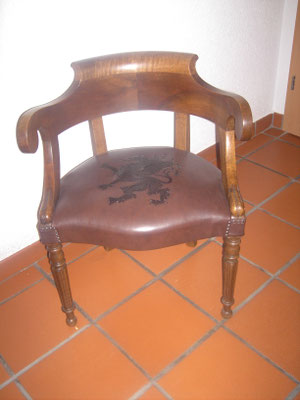 Armlehnenstuhl