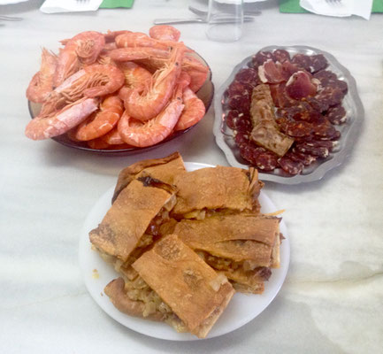 Gambón, Aufschnittplatte, Empanada