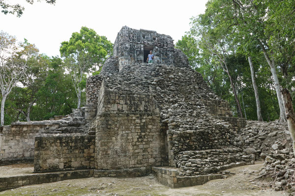 The ruins of Hormiguero.