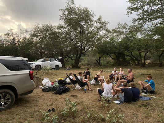 Dinner in our camp at Wadi Darbat.