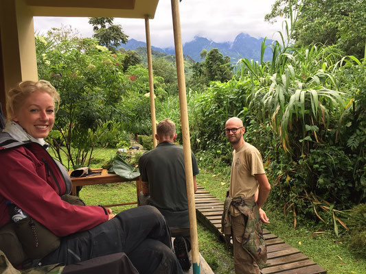 Photography session at the banda. © Gert Jan Verspui