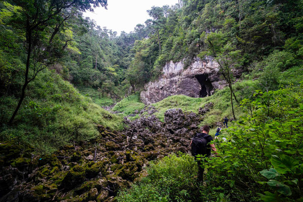 On our way to explore the caves of San Rafael. © Wouter Beukema