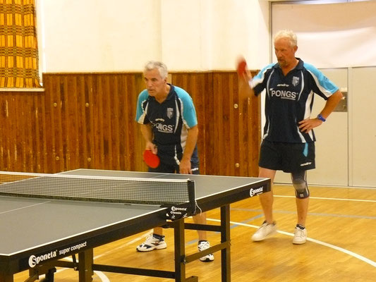 Peter Seelmann & Norbert Witt (v.l.) als MSV IV im Doppel-Einsatz. Als erfahrenstes Mühltroffer Team erreichten sie das Viertelfinale.