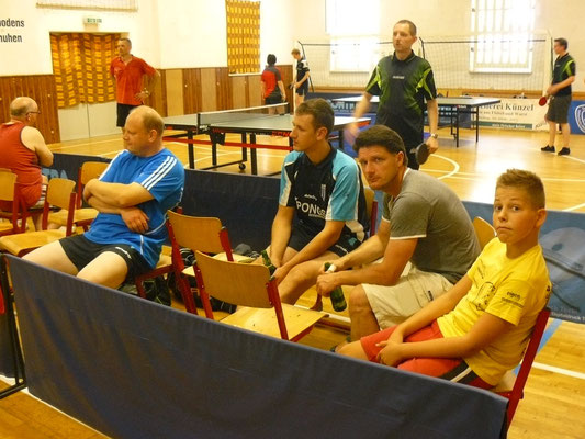 Leider nur Zuschauen bei den Finalrunden: Bernd Heller, Sebastian Heinz, Marcel Ring und Bastian Seidel (v.l.)