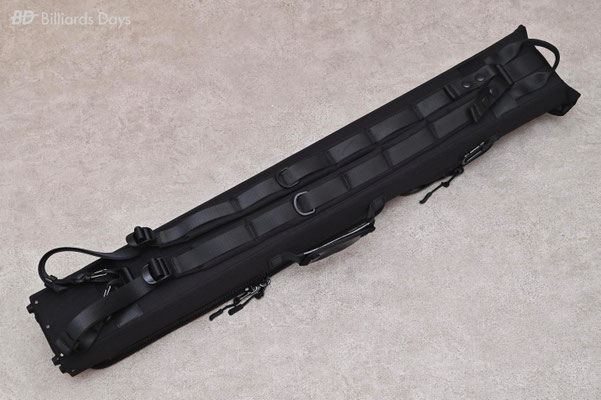 BD〉第4弾は「BLACK × GLITTER」ハードケース。スリーセカンズ