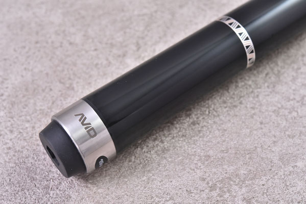 BD〉アヴィッドシャフト搭載。CUETEC『アヴィッドサージブレイク BD〉アヴィッドシャフト搭載。CUETEC『アヴィッドサージブレイク
