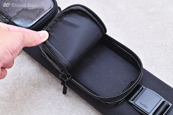 BD〉第4弾は「BLACK × GLITTER」ハードケース。スリーセカンズ