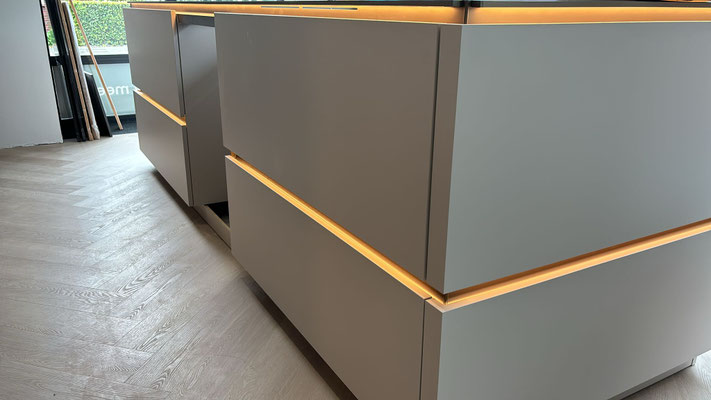 keuken-dordrecht-keukenwinkel-dordrecht-keukenzaak-dordrecht-keukenshowroom-4
