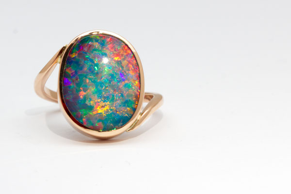 bague or rouge opale doublet Brésil