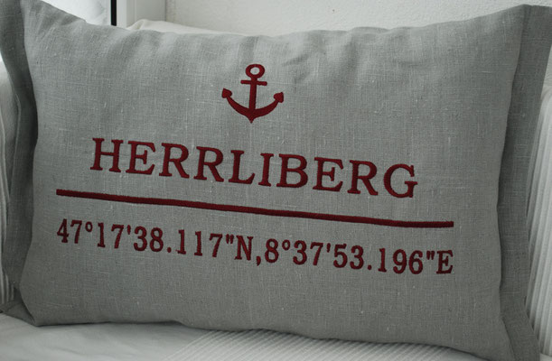 graues Leinen, Stickerei weinrot  Farbe 1385