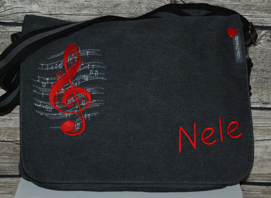 vintage schwarze Tasche,  Stickerei rot Nr. 1147