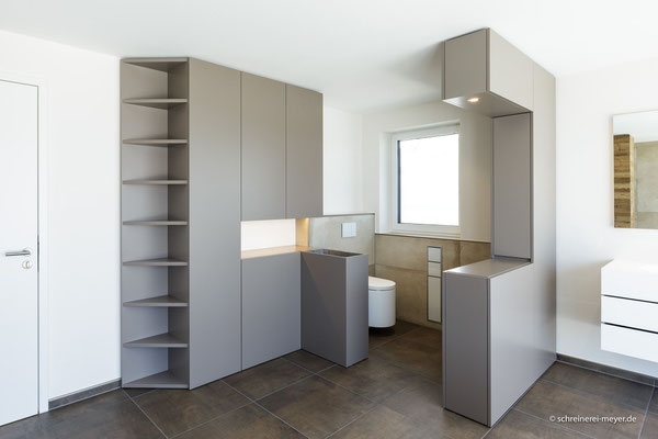 Einbaumöbel Badezimmer