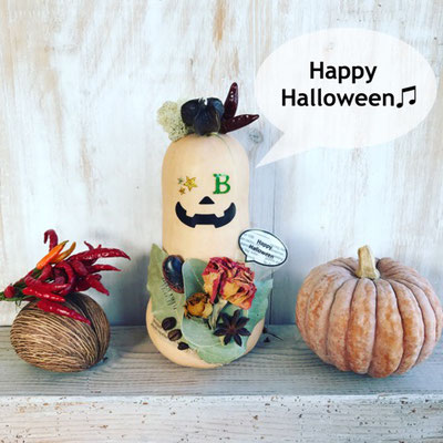 10月 親子 ハロウィンワークショップ『バターナッツかぼちゃのハロウィン飾り』作り
