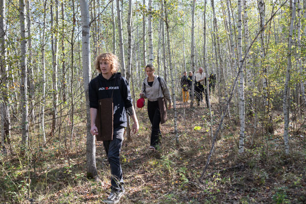 Wildwechsel 2: Unterwegs im Wald – Gruppe auf Streifzug