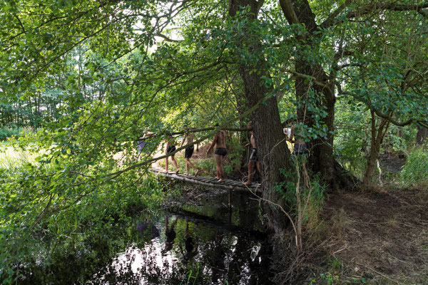 Individuelles Gruppenprogramm: Abenteuer & Lernen im Wald – Impression 1