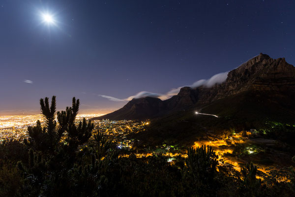 Night shot of Table Mountain and Capetown city bowl from Signal Hill, South Africa
