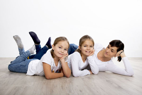 Familienfoto Mutter mit Töchter