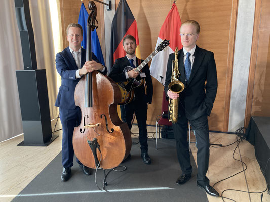 Jazztrio mit Saxofon für Bundespräsident Frank Walter Steinmeyer 2022 - Jazz Royal