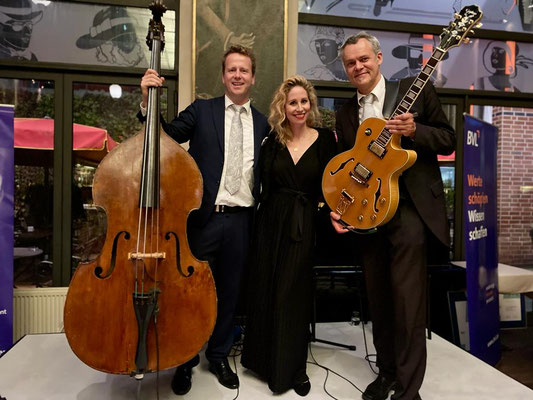 Jazztrio mit Gesang live in Berlin auch für Hamburg buchbar - Jazz Royal