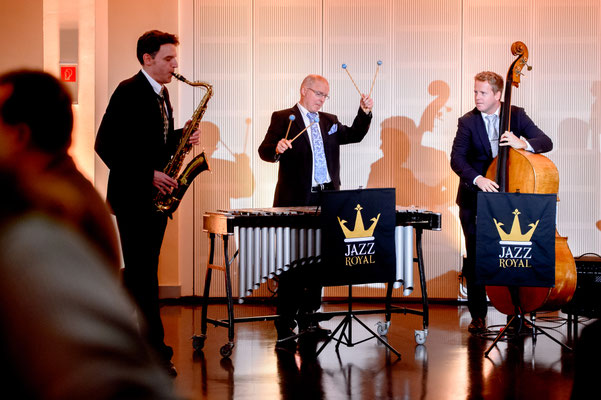 Jazzband mit Saxophon und Vibraphon - Jazz Royal