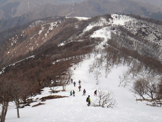 鈴北岳からの下りです