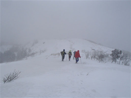 山頂から下山