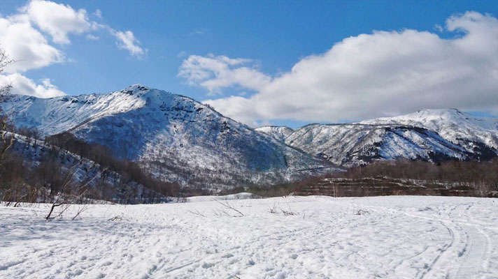 和田山牧場から野伏ケ岳