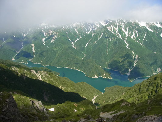 マヤクボノコルから立山と黒部湖