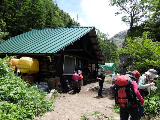 焼岳小屋