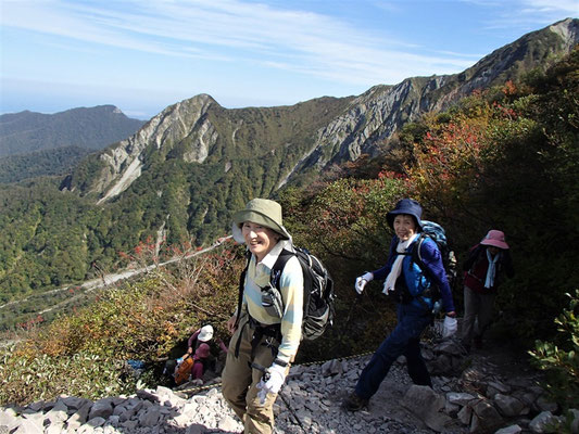 だいぶ山頂が近づいてきました