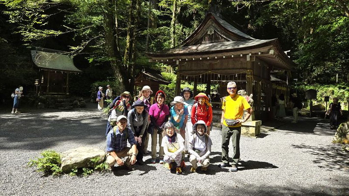 貴船神社奥社境内にて