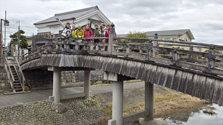 2/7 八幡市、安居橋にて