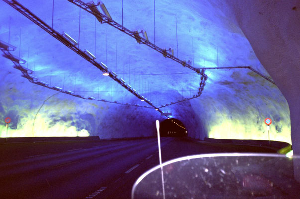 Der Lærdalstunnel in Norwegen ist mit 24,51 km der längste Straßentunnel der Welt.