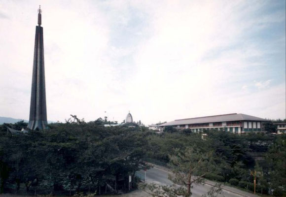 辯天宗　大阪本部　水子供養塔
