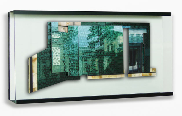 SRM III 65.5 x 34,8 x 5,5 cm. / 9 Teile Serie SMR Fotorelief auf Holz, Acrylglas, Aluminium 2011
