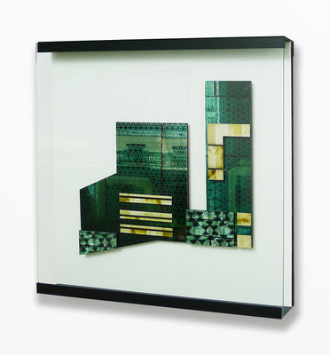 SRMII 43 x 41,6 x 5,5 cm. / 11 Teile Serie SMR Fotorelief auf Holz, Acrylglas, Aluminium 2011