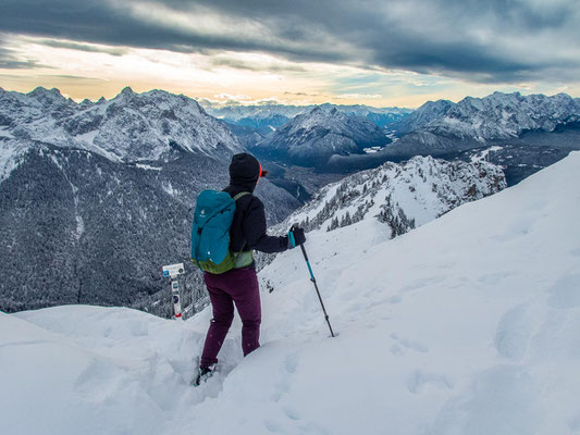 Anspruchsvolle Winterwanderung auf die Schöttelkarspitze, in der Soierngruppe im Karwendel.