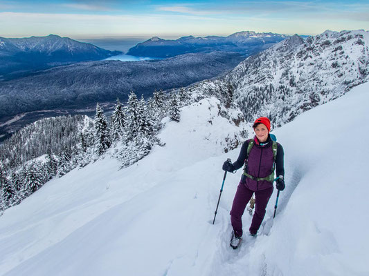 Anspruchsvolle Winterwanderung auf die Schöttelkarspitze, in der Soierngruppe im Karwendel.