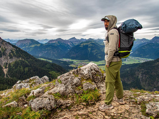 Integrationsprojekt Wanderglück auf dem Gräner Höhenweg zum Füssener Jöchel und weiter hinab zum Haldensee.